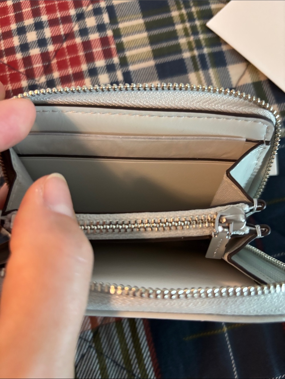 Tory Burch Kira Diamond Small Quilted Zip Wallet in Light Titanium - Picture 9 of 9